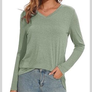 Matty M Sweater Pull Over Top Womens